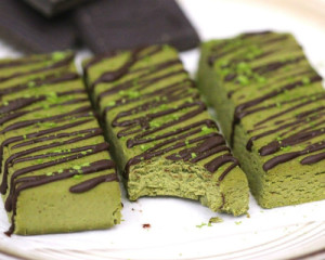 Matcha green tea protein bar