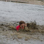 kids-splashing-in-mud-run-race