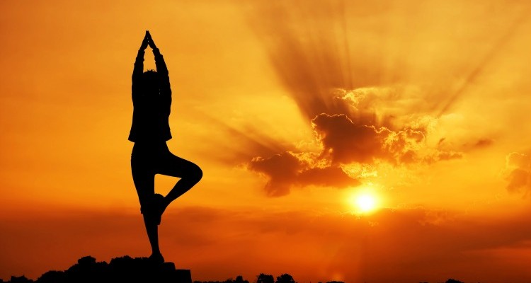 A Simple Sun Salutation to Start your Morning