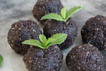 carob-mint-truffles